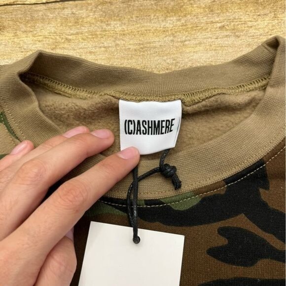 Cashmere Sound Worldwide Crewneck in Woodland Camo - Picture 5 of 7